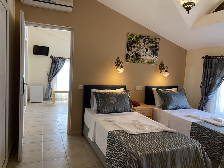 Portakal Hotel