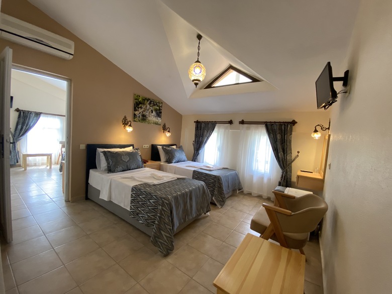 Portakal Hotel