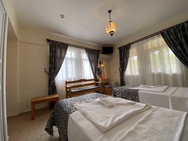 Portakal Hotel