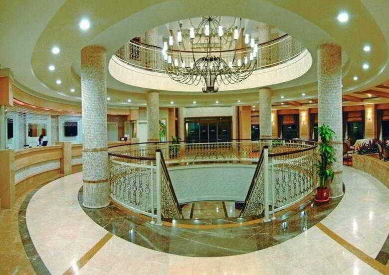 Hotel Alba Queen