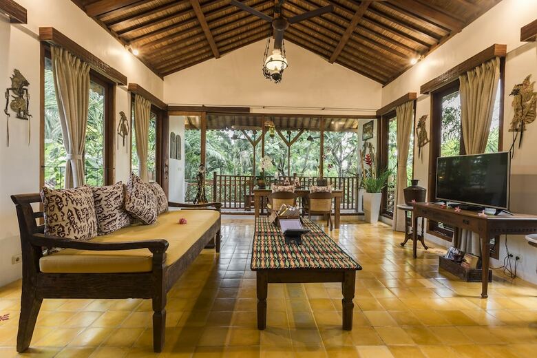 Kampung Kecil Villa