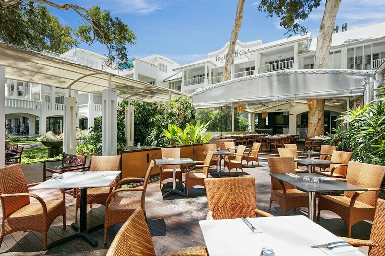 Hotel Peppers Beach Club And Spa Palm Cove
