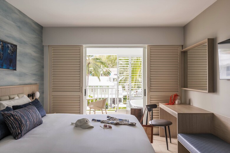 Hotel Peppers Beach Club And Spa Palm Cove