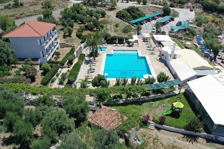Hotel Glicorisa Beach