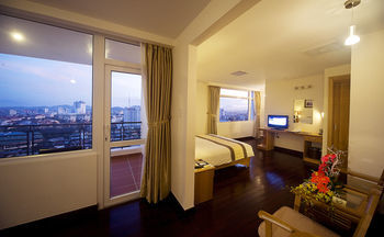 Romance Hotel Hue