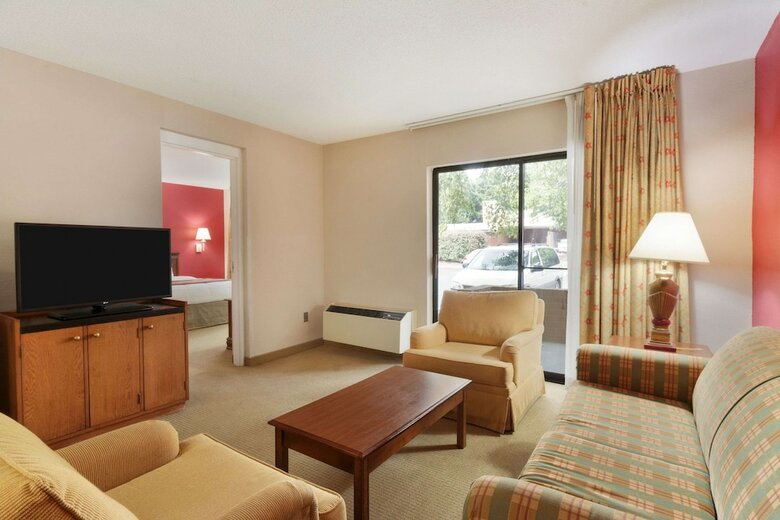 Hotel Ramada Blue Ridge