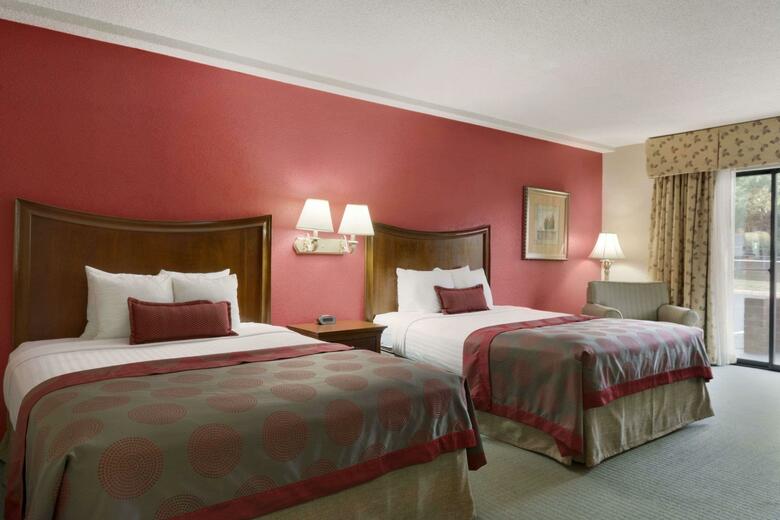 Hotel Ramada Blue Ridge