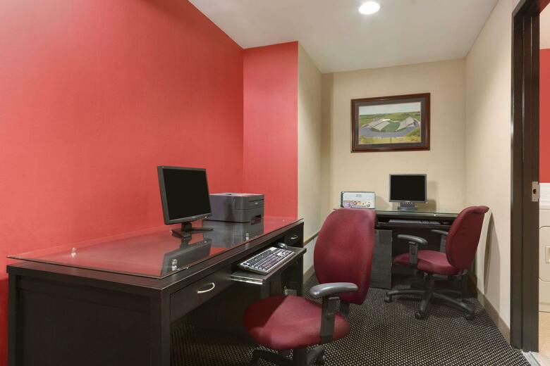 Hotel Ramada Blue Ridge