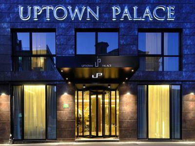 Hotel Uptown Palace