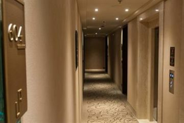 Hotel Uptown Palace