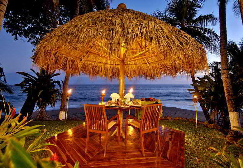 Hotel Tango Mar