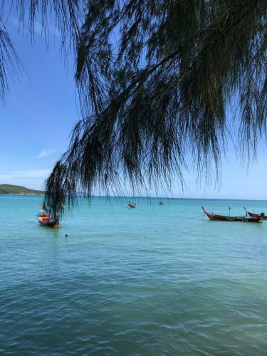 Apartamento The Lago Nai Harn Phuket Rawai
