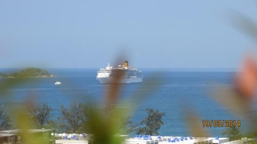 Apartamentos Seaview Patong Beach Panoramic Swimming Pool