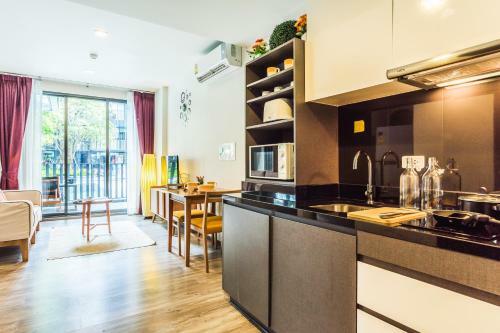 Apartamentos The Deck Patong By Favstay
