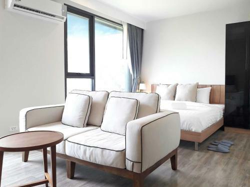Apartamentos The Deck Patong By Favstay
