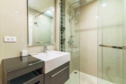 Apartamentos The Deck Patong By Favstay
