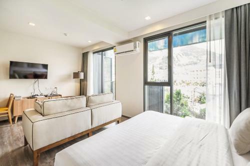 Apartamentos The Deck Patong By Favstay