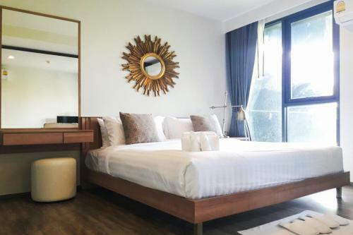 Apartamentos The Deck Patong By Favstay