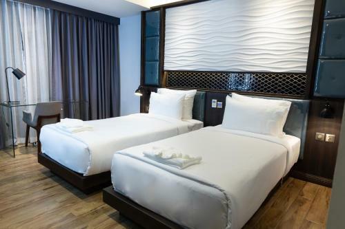Hotel Holatel