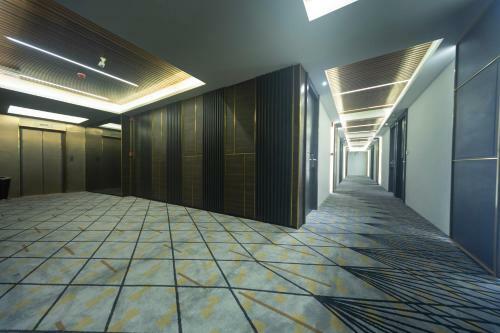 Hotel Holatel