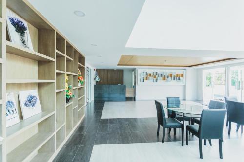 Apartamento Condo In Kata In Ozone Condo A604