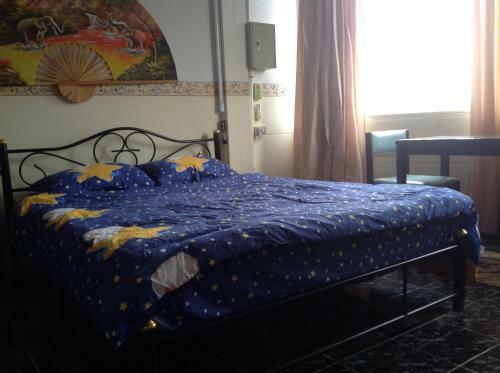 Hostal Ben & Lek Gay Friendly Guesthouse