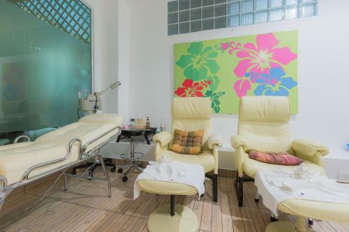 Hotel Zing Resort & Spa