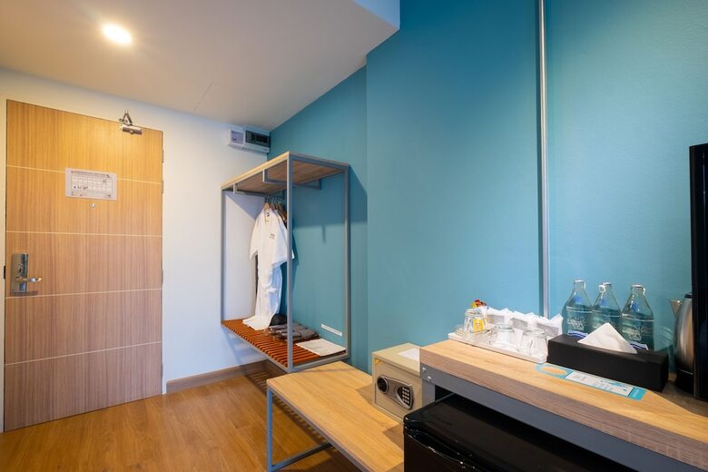 S.22 Hotel Suratthani