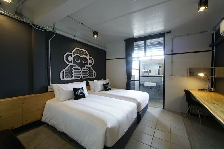 Blu Monkey Hub And Hotel Suratthani