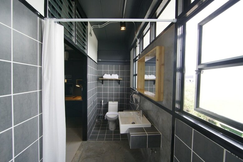 Blu Monkey Hub And Hotel Suratthani