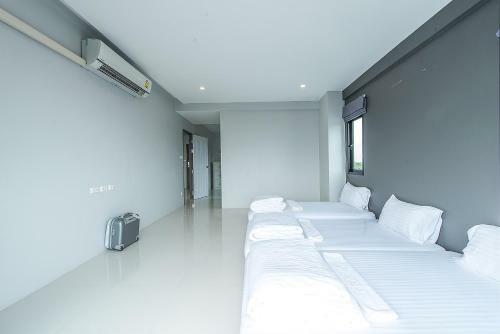 Hotel Sleep Station