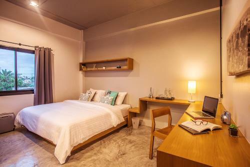 Hotel Sleep Station