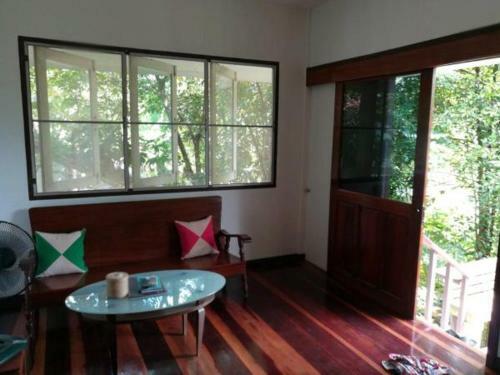 Hostal Water's House