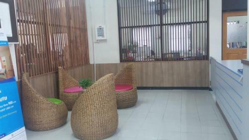 We Train Hotel Don Muang