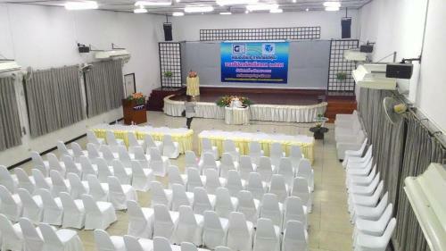 We Train Hotel Don Muang