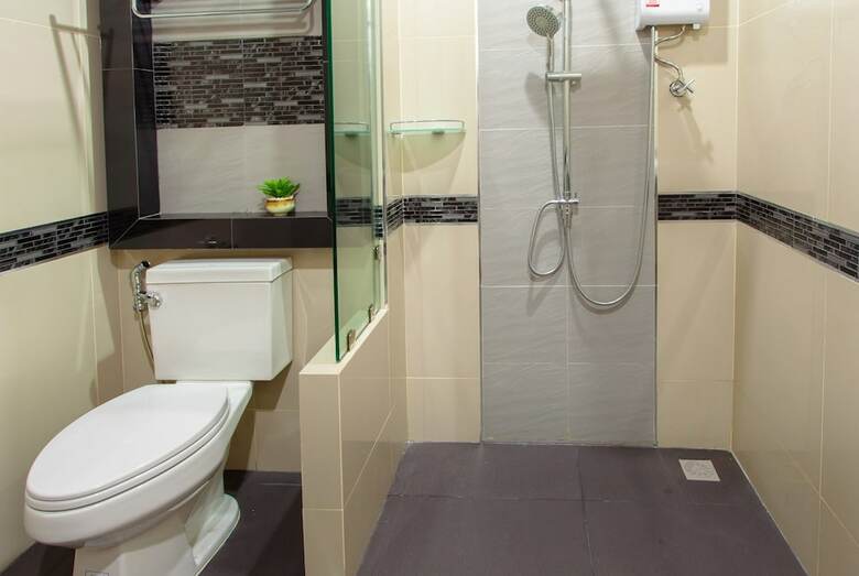 Thanburi Hotel