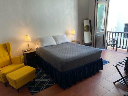 Posada 352 Guest House