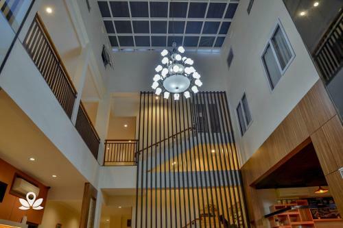 Hostal Zen Rooms Near Istana Plaza