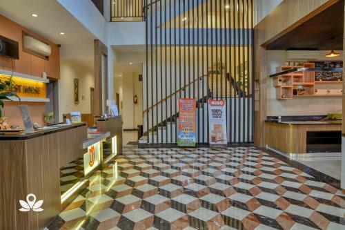 Hostal Zen Rooms Near Istana Plaza