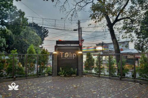 Hostal Zen Rooms Near Istana Plaza