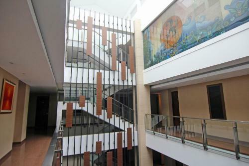 Hotel Zen Premium Near Rumah Mode