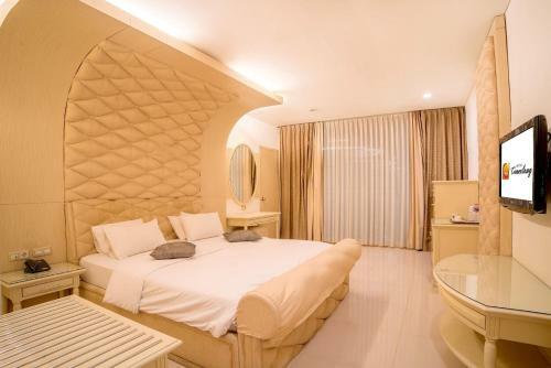 Hotel Cemerlang