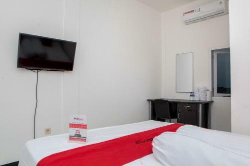 Hostal Reddoorz Near Telkom Corporate University