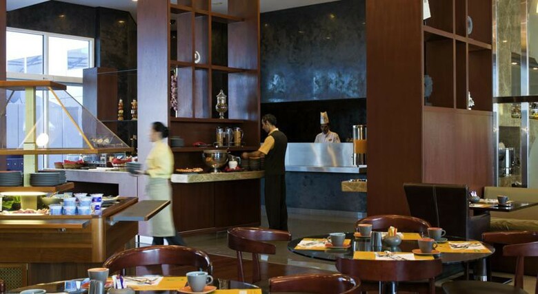Hotel Ibis Salmiya