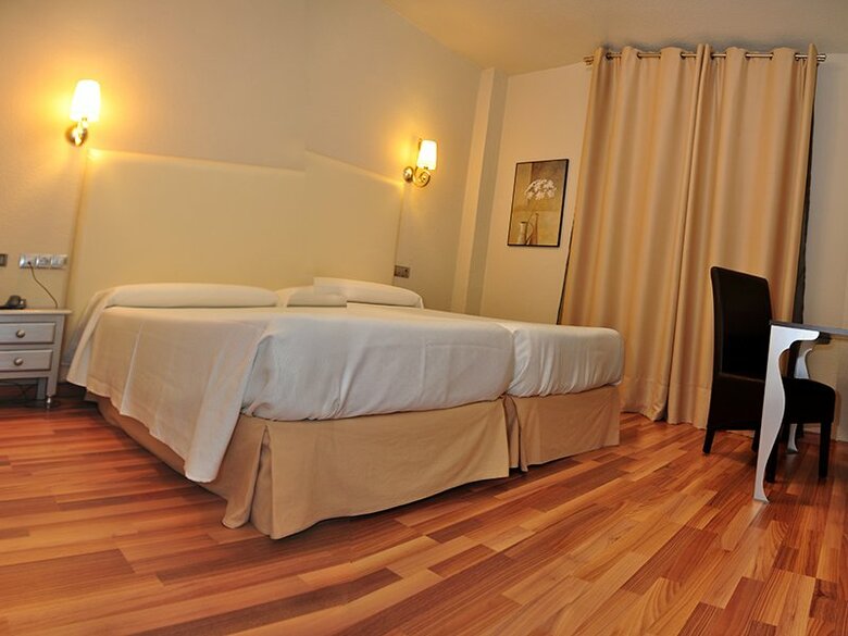 Hotel Sercotel Do�a Carmela