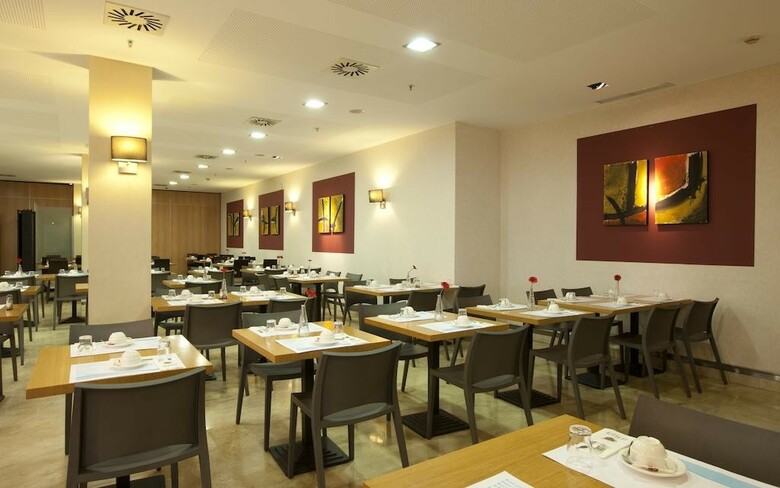 Hotel V�rtice Sevilla