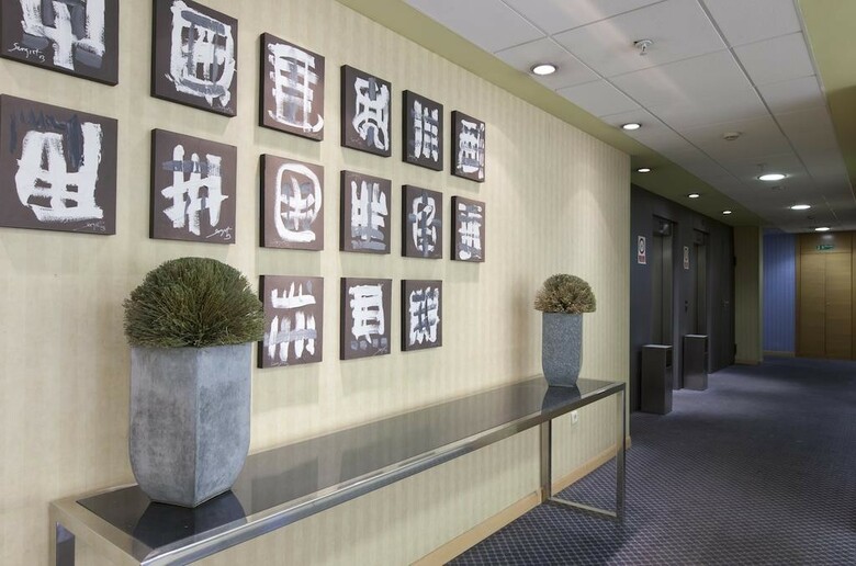 Hotel V�rtice Sevilla