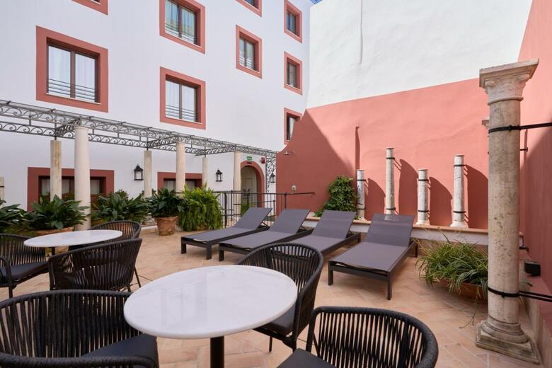Hotel Murillo Reinoso