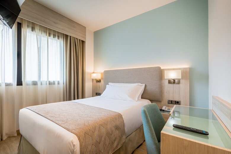 Hotel Occidental Sevilla Viapol
