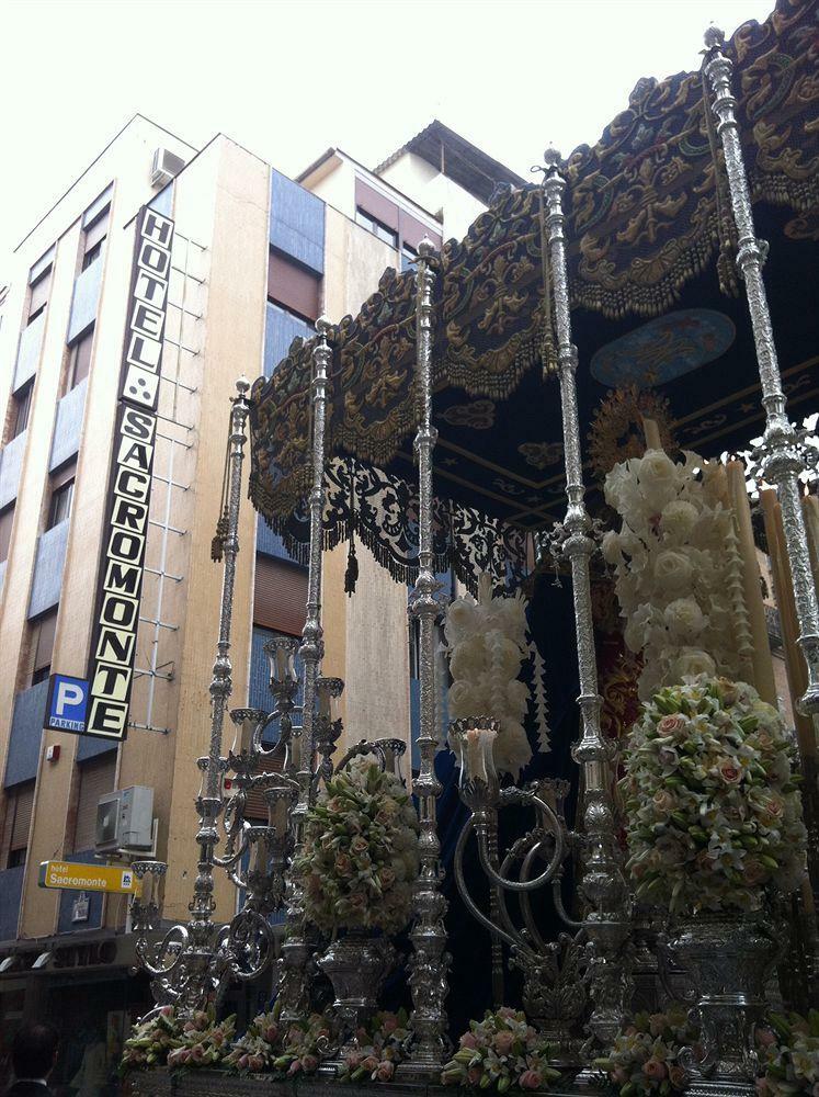 Hotel Sacromonte